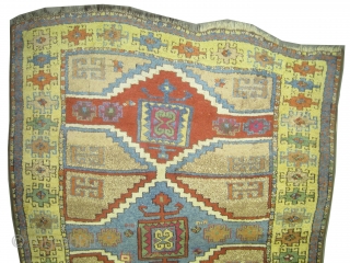 
Anatolian rug, knotted circa in 1840 antique, collector's item. 160 x 117 (cm) 5' 3" x 3' 10"  carpet ID: K-3131
High pile, the black color is oxidized, the center medallions is  ...