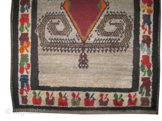 Gabbeh Nomad Persian knotted circa in 1940 semi antique, collectors item. 186 x 128 cm  carpet ID: K-5499
The knots are hand spun lamb wool, the warp and the weft threads are  ...