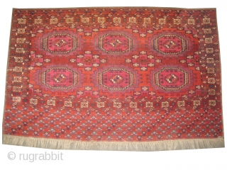 Tekke Tchwal Turkmen antique, 1870. Collectors item. CarpetID: K-5612. Size: 128 x 79 (cm) 4' 2" x 2' 7" feet.
Vegetable dyes, the black color is oxidized, the knots are hand spun wool,  ...