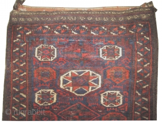 Belutch Persian circa 1905 antique. Collector's item, Size: 64 x 55 (cm) 2' 1" x 1' 10" , carpet ID: K-4782 
vegetable dyes, the shirazi borders are woven on two lines with  ...