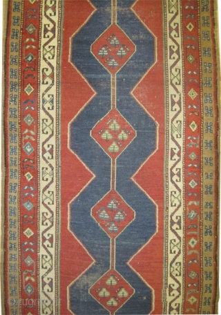 

Louristan Persian, circa 1905, antique. Collector's item, Size: 456 x 107 (cm) 14' 11" x 3' 6"  carpet ID: K-2394 
vegetable dyes, the black color is oxidized, the knots are hand  ...