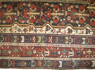  	

Shiraz Khamse Persian, circa 1905, antique. High standard collector's item. Size: 197 x 173 (cm) 6' 6" x 5' 8"  carpet ID: K-3228 
Vegetable dyes, the warp and the weft  ...