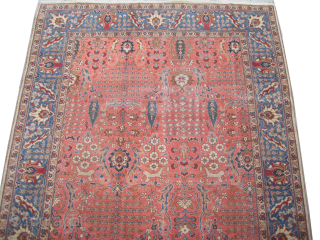 
Tabriz Persian, knotted circa 1920 antique, 286 x 195 cm, ID: P-6085
Vegetable dyes, the black knots are oxidized, the knots are hand spun wool, all over design, the background color is soft  ...