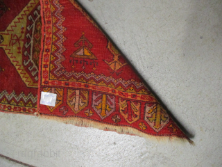 Our new website is now live at www.madayancarpets.ch, fully optimized and featuring search filters and an online shop.
Kershehir Turkish, antique, collector's item, 49 x 82 cm, ID: SSH-14
Vegetable dyes, the knots are ...