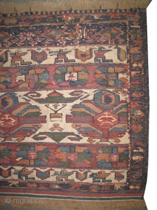 
Soumak Caucasian bag face circa 1915. Antique. Collector's item. Size: 61 x 59 (cm) 2'  x 1' 11"  carpet ID: A-861 
Perfect condition, vegetable dyes, the white color is cotton  ...