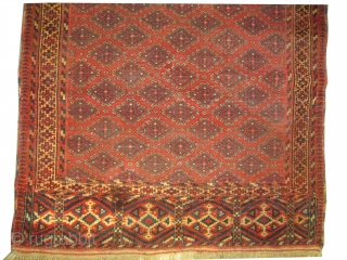 
Yemouth Turkmen knotted circa in 1905 antique, collector's item. Size: 130 x 105 (cm) 4' 3" x 3' 5"  carpet ID: E-284
High pile, in good condition, soft and high standard quality.



A  ...