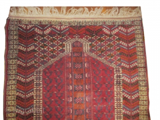 
Tekke Turkmen prayer, knotted circa in 1935 semi antique, 74 x 114 cm,  carpet ID: MM-166
The knots, the warp and the weft threads are hand spun wool, both edges are finished  ...