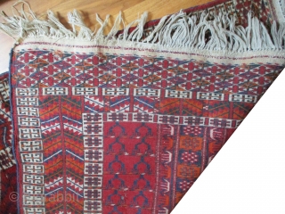 
Tekke Turkmen prayer, knotted circa in 1935 semi antique, 74 x 114 cm,  carpet ID: MM-166
The knots, the warp and the weft threads are hand spun wool, both edges are finished  ...