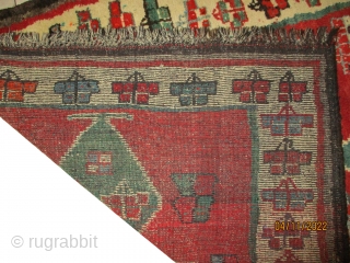 
Gabbeh Nomad knotted circa in 1928 semi antique, collectors item, 188 x 130 cm  carpet ID: T-711

The knots are hand spun wool, the black knots are oxidized, the warp and the  ...