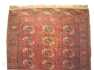 Tekke Turkmen, knotted circa 1910 antique, 100 x 130 cm, ID: LUB-4
In good condition, the knots are hand spun wool.             