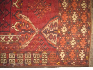 Turkmen four season, circa 1865 antique, with Tschaudor design, collectors item. Size: 182 x 129 (cm) 6'  x 4' 3"  carpet ID: K-4418
vegetable dyes, the knots are hand spun wool,  ...