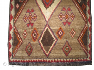  	

Gabbeh Louri Persian circa 1910 antique, collector's item, Size: 173 x 110 (cm) 5' 8" x 3' 7"  carpet ID: T-721
the knots are hand spun wool, the shirazi borders are  ...