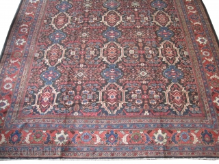 
	

Mahal Persian knotted circa in 1922 semi antique, 471 x 360 (cm) 15' 5" x 11' 10" 
 carpet ID: P-2148
The black knots are oxidized, the knots are hand spun wool, minor  ...