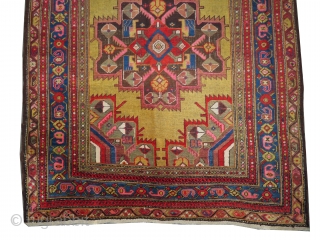 
	
Persian knotted circa in 1922 semi antique, 426 x 171 (cm) 14'  x 5' 7"  carpet ID: K-4569
The black knots are oxidized, the knots are hand spun wool, the warp  ...