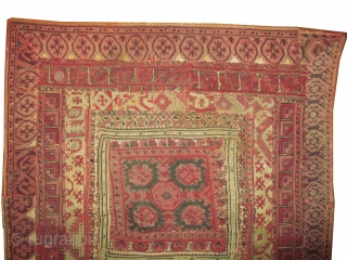 
Greek  antique patchwork, woven circa in 1880, 61 x 59 cm, carpet ID: PT-2
In perfect condition.                