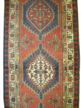 


Serap Persian knotted circa in 1920 antique, 425 x 93 (cm) 13' 11" x 3' 1"  carpet ID: K-2975
The black knots are oxidized, the knots are hand spun wool, with 5  ...