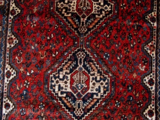 Rug no. 504: Early 20th.C Nomadic Qashqai, circa 1920, all wool, size:199x135 cm. Sourced in Shiraz, Iran, cleaned and restored on the edges. Southern Persia.
It can be shipped to anywhere in the  ...