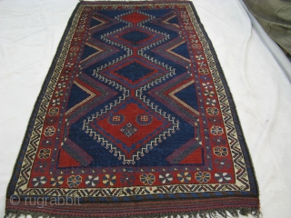 Antique Persian Luri-Qashqai Gallery rug, late 19th century, beautiful folk piece, in very good condition for its age. Southern or South-west Persia. Rare piece. Size: c. 280 x 140 cm. 
It can  ...