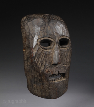 Mask, Nepal.
25 cm.                              