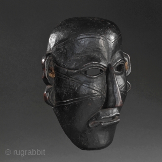 Yak dance mask,
Arunachal Pradesh, India or Eastern Bhutan.
Height: 23,5 cm / 9,2 inches                    