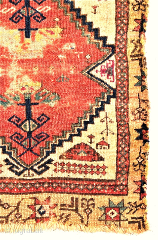 An outstanding early yastik, untouched, ca. 1800, or before,the first period of this group of highly collectible yastiks. Excellent spacing, proportions, and detail, thick pile, condition as shown. Note the back. Compare  ...