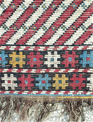 Delightful antique Persian Qashqa'i small rug with thick hand spun wool and colorful natural dyes, circa 1880-1900. 46 x 64 inches. AVVAILABLE. Contact me for details.
...
If you wisely invest in beauty, ...