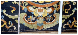 Ceremonial banner, "long bei", Cotton, silk thread, gold-wrapped thread, 76" x 49", Li people, Hainan Island (1426)                