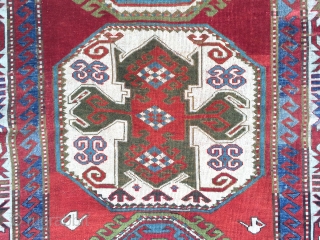 EN

Description and origin: Caucasian carpet with traditional "Lori Pambak" design. The central field and part of the fringes have been completely restored.

Dimensions: approx. 221 cm x 164 cm

Age: around 100 years

Condition: overall  ...