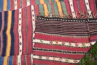 Relisted with new pictures (on request of some people): A very beautiful cover, usually referred to as "Mazandaran" (north west Persia) in the literature. Ca. 310x125 cm. Imo ca 1900. Made from  ...