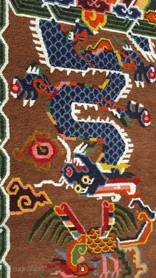 This unique carpet was specially spun during the Footok Festival, which revolves around the 450 year old Tibetan monastery of Olangchung Gola in the Kanchenjunga area of Nepal. The handcraft uses purely  ...