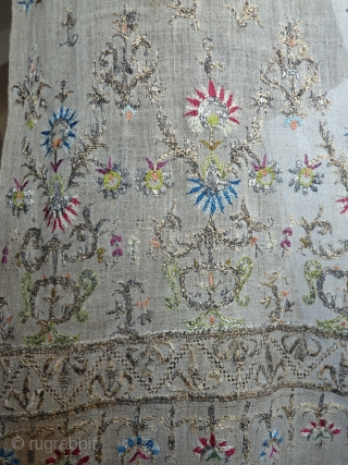 Beautiful and rare Algerian silk and metal thread embroidered shawl, very unusual design, lovely colours, 18th./ early 19th. cent., 280 x 30 cm, 9.2 ft x 1 ft.     