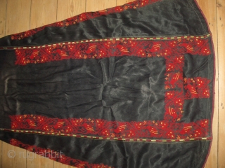 Dress from Palestine made under ottoman, english, jordanian or israeli rule                      