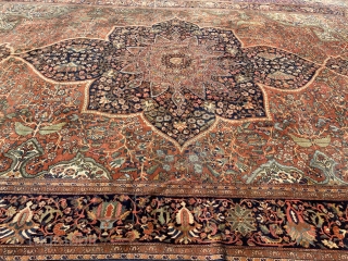 Antique persian Farahan 12x18.6 with some old repairs 
More pics available                      