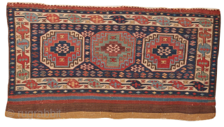 Shahsavan, mafrash long-panel, 92,5 x 50 cm, late 19th c. Cotton warps, sumak all wool, good colors, very good condition.
Contact: matthiaswohlgemuth@gmx.ch            