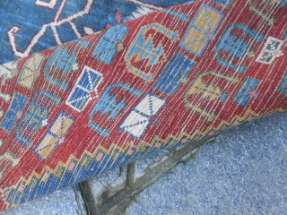 147 x 113 cm

ANTIQUE SHIRVAN original pattern.
This carpet has been knotted very fine.
Wool on wool = Natural dyes
Period last quarter XIX th century.
For the condition look the photos.
Other info or pictures on  ...