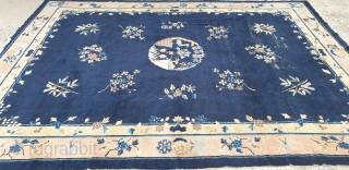 316 x 244 cm Antique Peking rug in fair condition. Washed
First quarter XX tha century. More info and pictures on request.
Thanks for your attention to my carpets' inventory.
From lake of COMO, regards.  ...