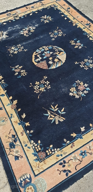 316 x 244 cm Antique Peking rug in fair condition. Washed
First quarter XX tha century. More info and pictures on request.
Thanks for your attention to my carpets' inventory.
From lake of COMO, regards.  ...