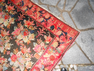 CAUCASUS carpet knotted in the region of KARABAGH.
Perfect the condition of this wonderfull antique carpet.
Size is 355 x 160 cm. (ft.11.64 x 5.25 ft.). Shiny and
velvelty wool with all natural dyes.
Upon one  ...