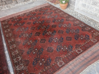 309 x 218 cm Antique Turkmen Emirati of Boukhara Ersari tribe. In very good condition
for the age. End XIXth century. Wool on wool and red with rubia tinctorun. 
The carpet has been  ...