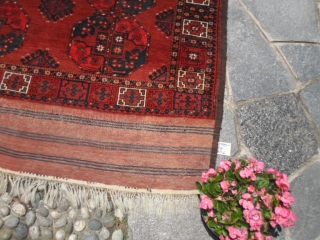 309 x 218 cm Antique Turkmen Emirati of Boukhara Ersari tribe. In very good condition
for the age. End XIXth century. Wool on wool and red with rubia tinctorun. 
The carpet has been  ...