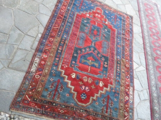 258x160 cm Antique KAZAKH >(Maybe a Borchalu).Very, very good condition.
Washed and ready for domestic use. Wool on wool and natural dyes.
More info or pictures on request. TY for your attention.
All the best  ...