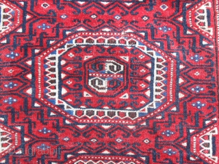 166 x 112  cm
ANTIQUE TURKMEN carpet knotted tribe YOUMUT.
Bejinning end XX° th century.
Perfect the condition. Full pile any restors, repils, stains.
Very fine knot for this one. 
Has been WASHED.
Other info or  ...
