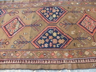 SIZE:   333 x 134  cm. = ft.  9.51 x 4.40.
Very good condition for this antique carpet knotted in ECBATANA.
Wool on wool and all natural dyes.
No stains, no repils,  ...