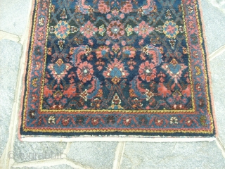 6,33 x 0,81 m 
Antique runner knotted in Kordestan _BIDJAR
Very good condition = FULL PILE = No restors.
Runner antique with wonderfull wool and natural dyes.
Other info or photos on request.

REGARDS from COMO  ...