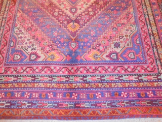 425 x 217 cm
PALACE CARPET knotted in the OASI of KASHGAR.
East Turkestan - XINJIANG carpet
In perfect condition.
More pictures on request.

ALL the best from  COMO !

SOLD /  VENDUTO in Firenze =  ...
