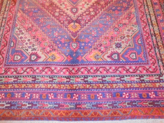 425 x 217 cm
PALACE CARPET knotted in the OASI of KASHGAR.
East Turkestan - XINJIANG carpet
In perfect condition.
More pictures on request.

ALL the best from  COMO !

SOLD /  VENDUTO in Firenze =  ...