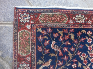 LITTLE but beautiful this  "TABRIS - AMORINO" !
TEBRIS azeri persian carpet knotted extremely fine.
It is in very, very good condition. 
Garden-Paradise design with a lovely man (AMORINO=CUPID).
Upon the 4 main borders  ...