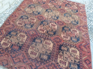 Turkmen Afghan ERSARI tribe in mind condition.
All wool and all natural dyes for this one.
For more info and pictures about this carpet, 
don't hesitate to contact me.
Size:   2.87 x 2.25  ...