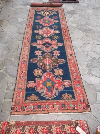 400 x 133 cm .  = ft. 13.12 x ft. 4.36. is the size of this antique Karabagh Lampa village. In very good condition. Original pattern.
Other info or photos on request.

GREETING  ...