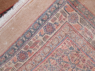 4 x 1 m. is the size of this antique Persian carpet khotted around 1900/1910 in
the region of serabend. Camel hair and beautiful color and very very good the
condition of this runner.  ...